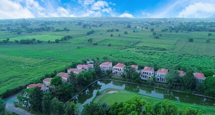 Private 3BHK Villa | Golf Views | Perfect for Gurgaon & Delhi Getaways Room Type - Villa Retiro Do Sol Gurgaon - City Escape