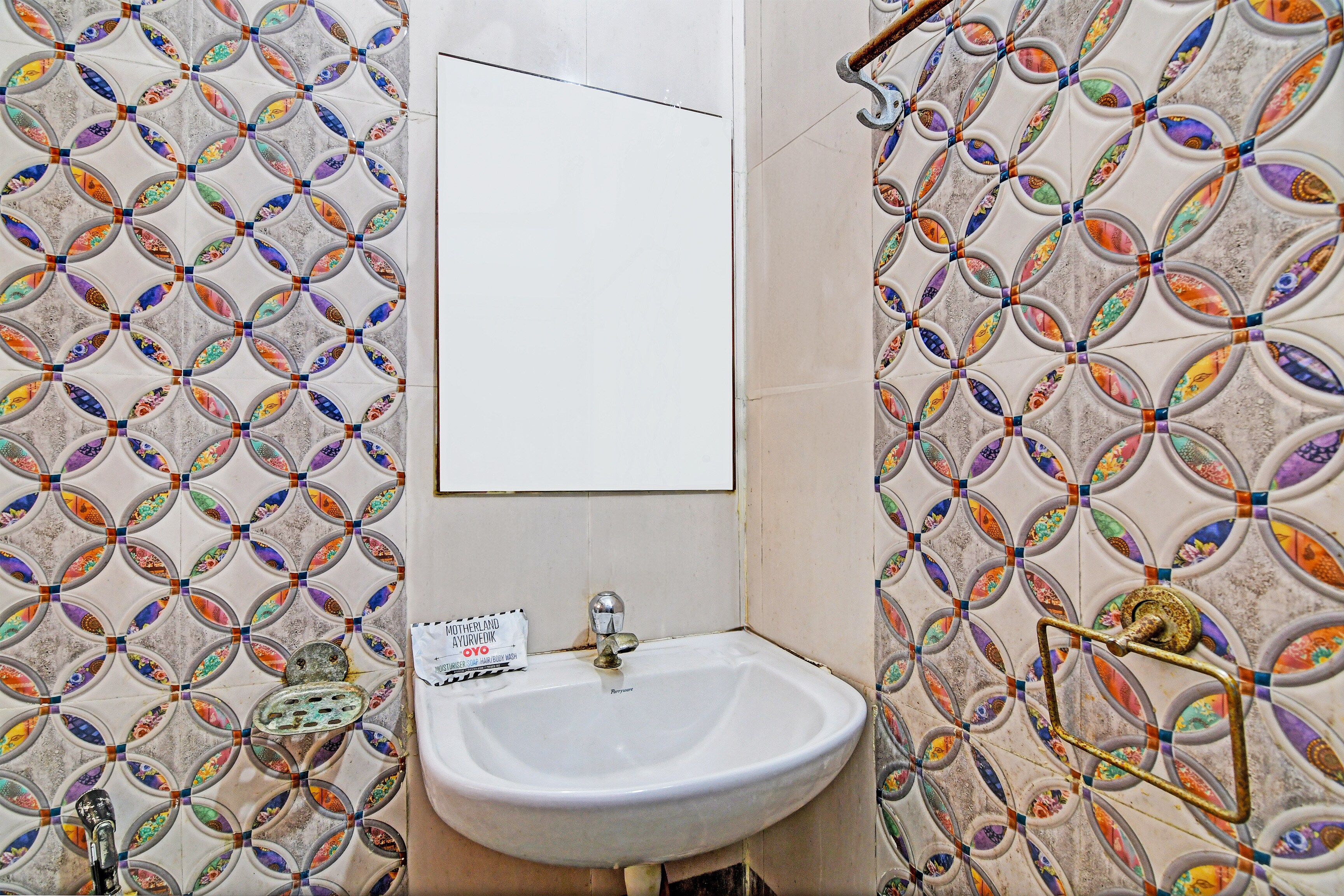 OYO 82026 BANGUR INN - Tap to explore photos
