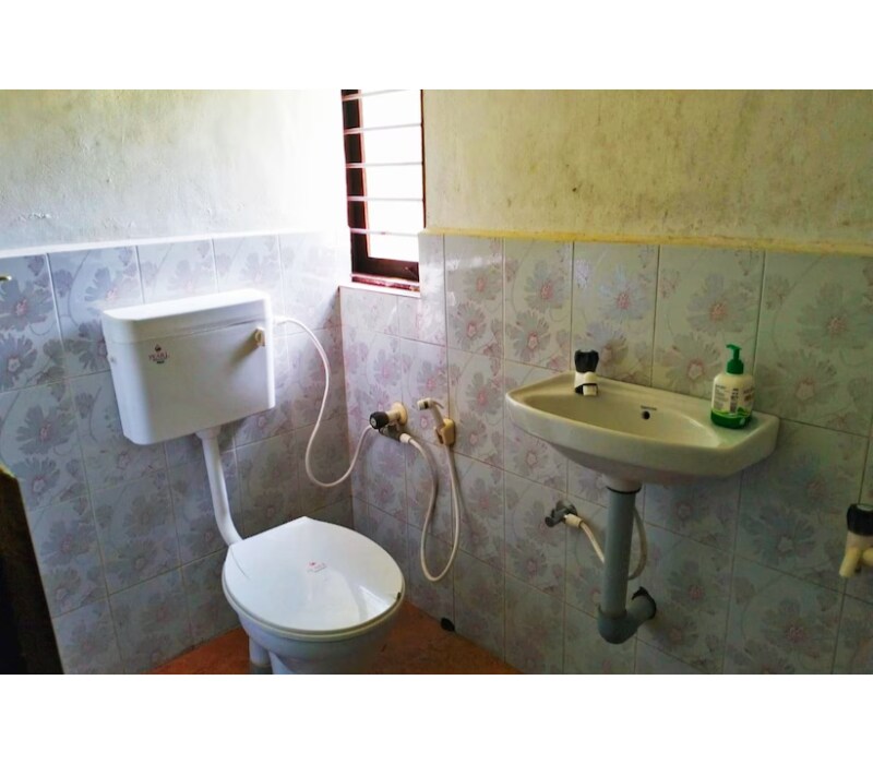 STAYMAKER Coorg Homestay - Tap to explore photos