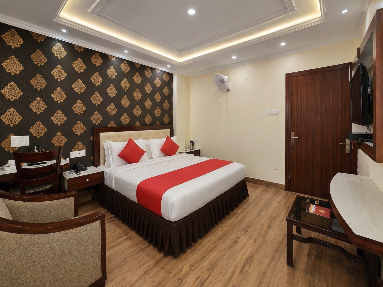 Hotel Himland East | Lift & Ample Parking - Tap to explore photos