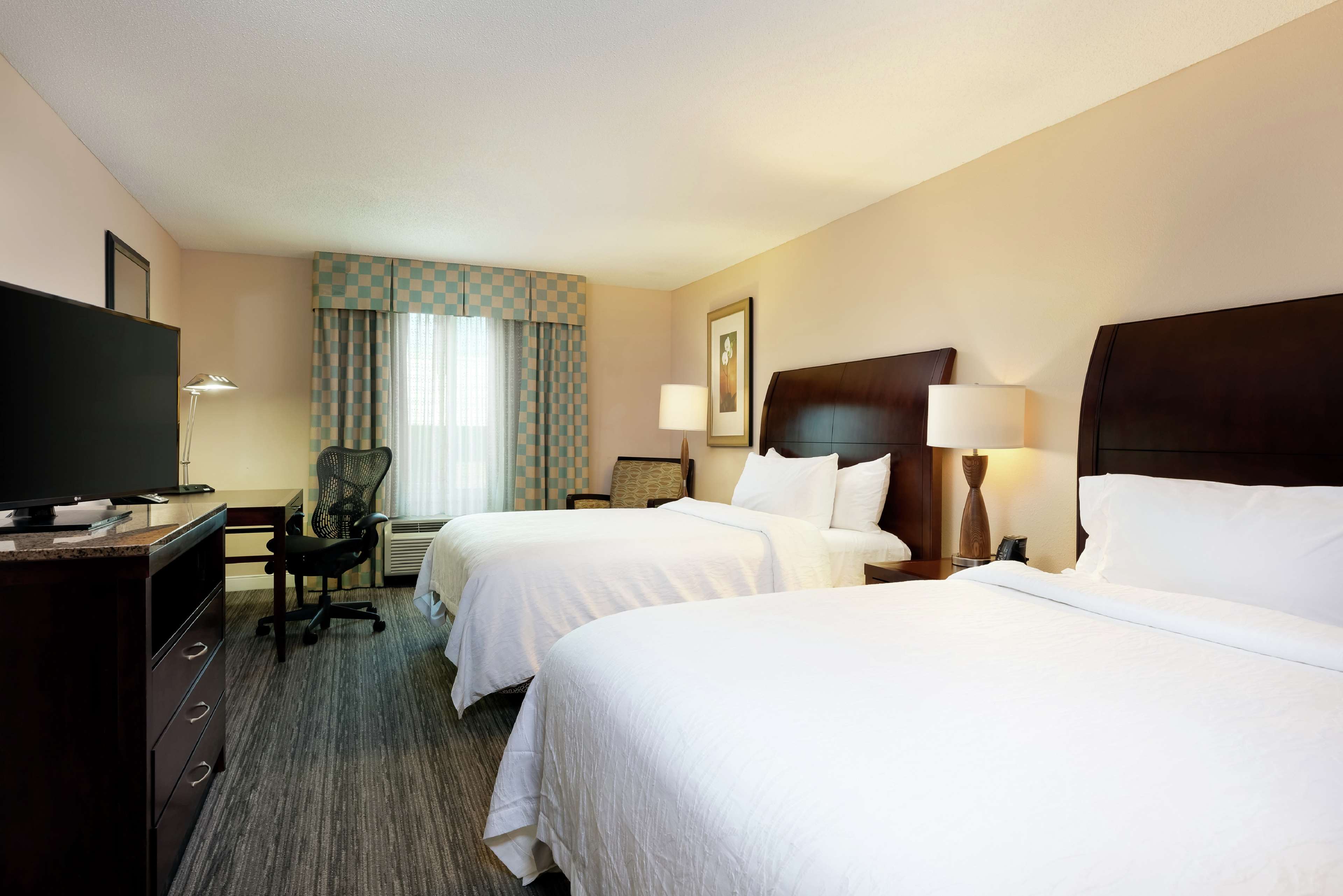 Hilton Garden Inn Mobile West - Tap to explore photos