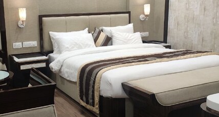 HOTEL GRAND KAUSHALYA Room Type - Royal Executive