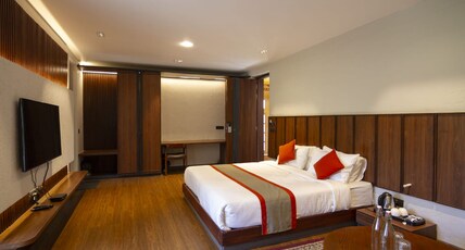 The Kaal Room Type - Executive Suite Room With Balcony - Centrally Air Conditioned and Centrally Heated