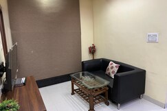 Hotel Avadh Shree