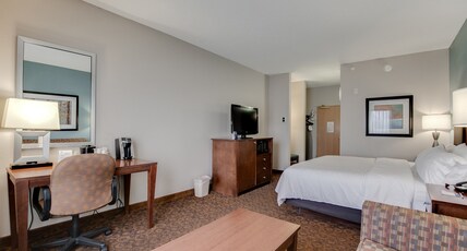 Holiday Inn Express and Suites St. Cloud Room Type - 1 King Bed Suite Sofa Bed