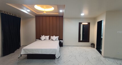 Hotel Raj Heights Room Type - Suite Room