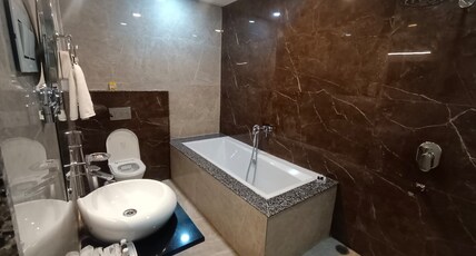 Hotel Sapphire Inn Room Type - Suite