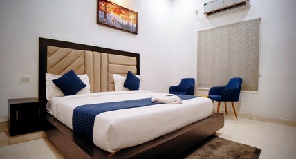 The Nines Hotel & Restaurants Room Type - Deluxe AC Room The Nines Hotel & Restaurants Room Type - Deluxe AC Room