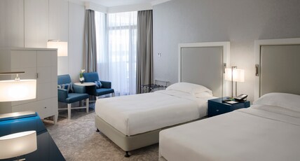 Beach Rotana Room Type - Sea View Room with Balcony Twin