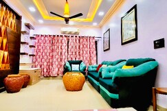 HOMESTAY  a better living