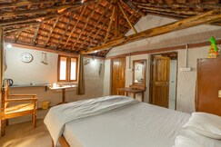Suman's Courtyard Gramstay