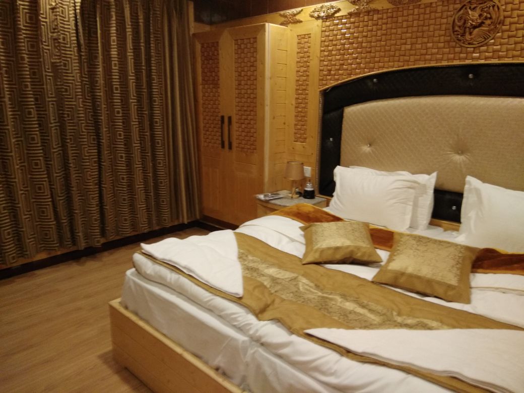 Nezer View Home Stay - Tap to explore photos