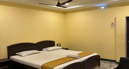 Hotel Vaithee Park Room Type - Standard Non AC room