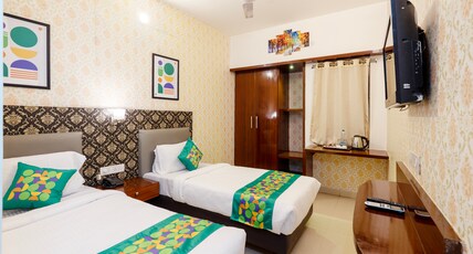 Treebo Seasons, 5 Mins To Rock Beach Room Type - Standard Room