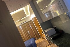 Greater noida kaveri stay