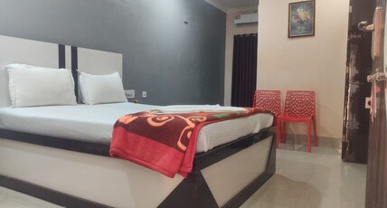 Hotel the Moon Room Type - Deluxe King Bed Room