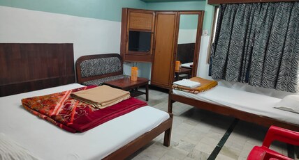 Hotel Yashoda International Room Type - Triple Bed Non Ac