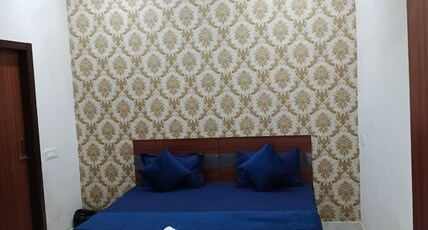 Hotel K7 Classic Room Type - Deluxe King Bed Room