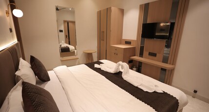 Umang palace Room Type - Deluxe Room