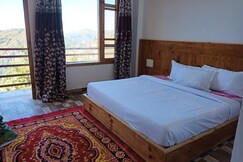 Thachi Valley Home Stay