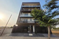 FabHotel Prime Hush & Suites
