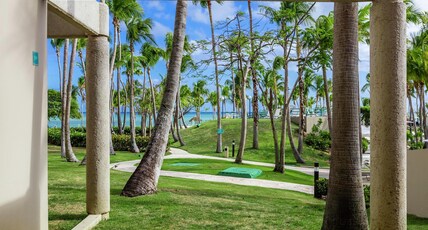 Hilton Ponce Golf & Casino Resort Room Type - OCEANFRONT PATIO 1 KING