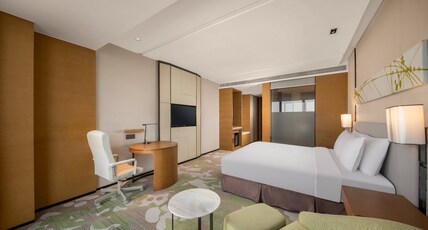 Holiday Inn Nanjing Harbour Room Type - 1 King Bed Standard