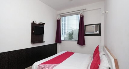 Taj Wonder Inn Room Type - Deluxe Room with Balcony