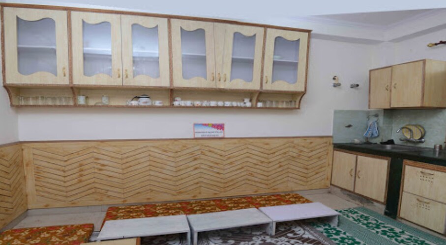 Sharma Homestay | Rooms & Kitchen - Tap to explore photos