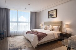 Skynest - Luxe Modern Studio