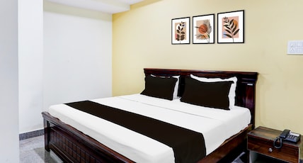 Hotel O Royal Heaven Room Type - Classic