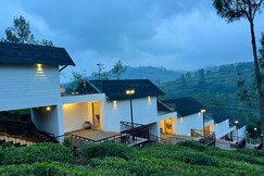 Feliz by slowlane stays