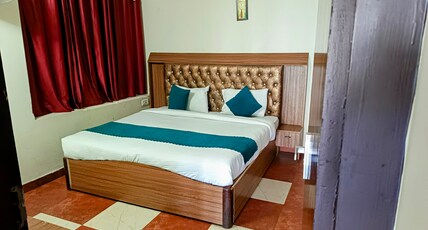 Hotel Aman By Skyma(Lake View) Room Type - Family Room