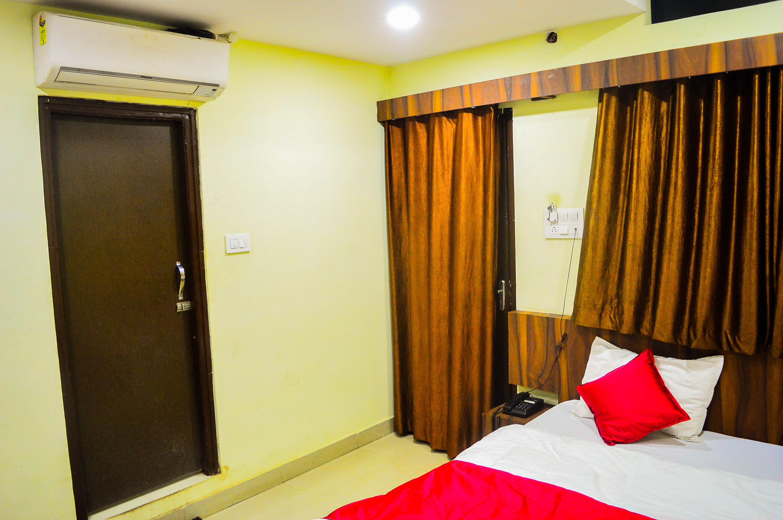 Hotel Kalash (Opp. Railway Station), Ujjain - Tap to explore photos