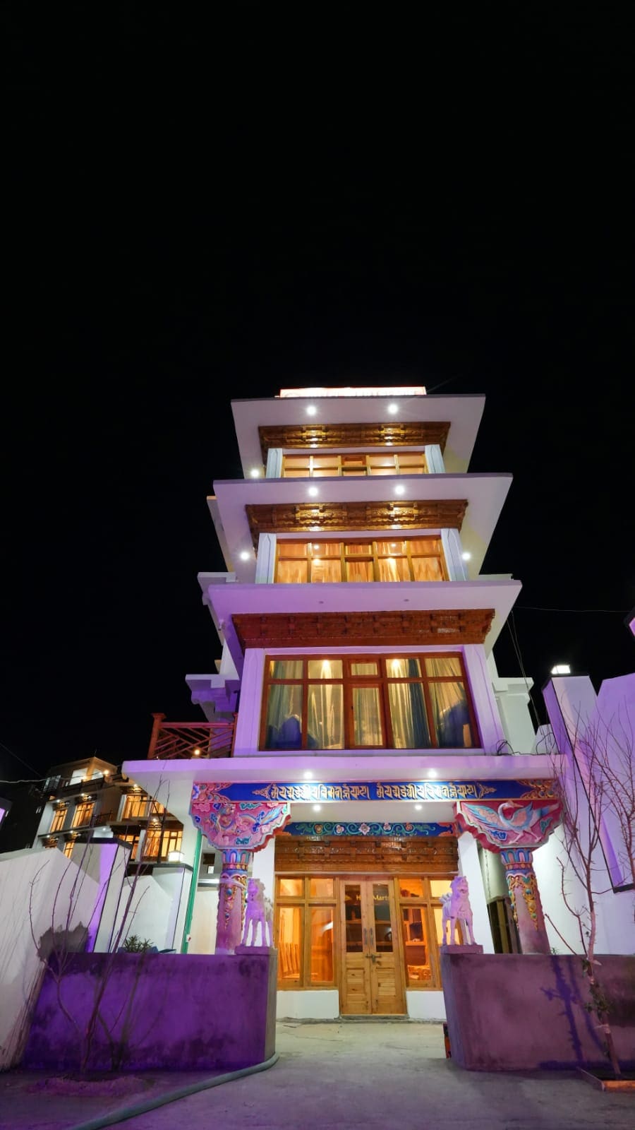 Hotel Martsemik Leh - Tap to explore photos