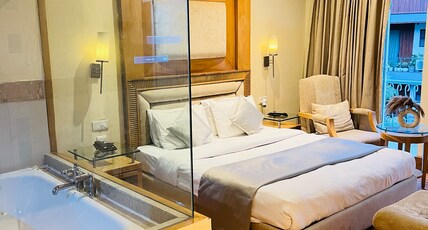 The Luxotic Suites - All Bathtub Rooms Room Type - Premium Suite Room with Bathtub