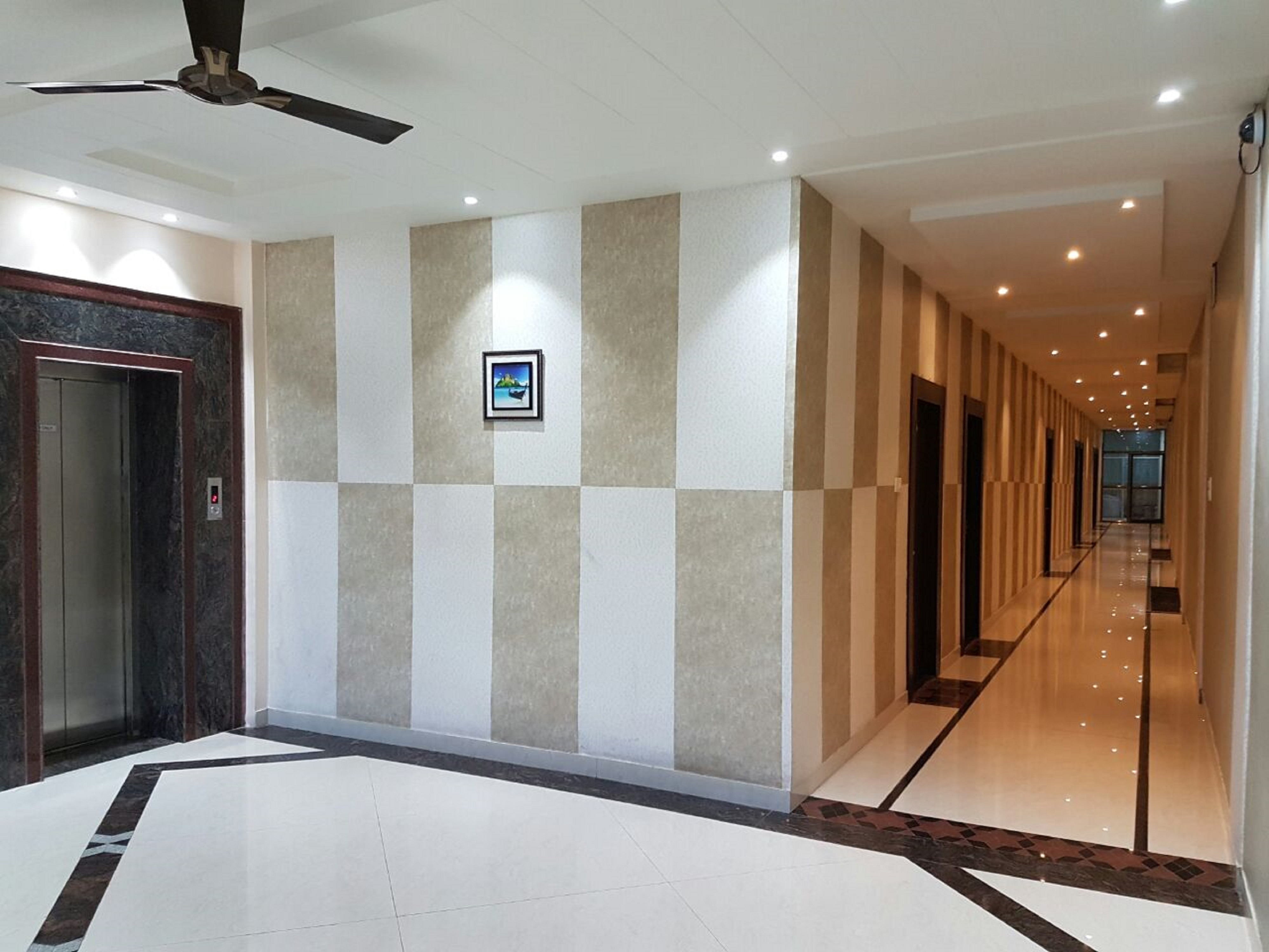Hotel Arnav Regency - Tap to explore photos