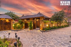 StayVista at Majestic Mud House