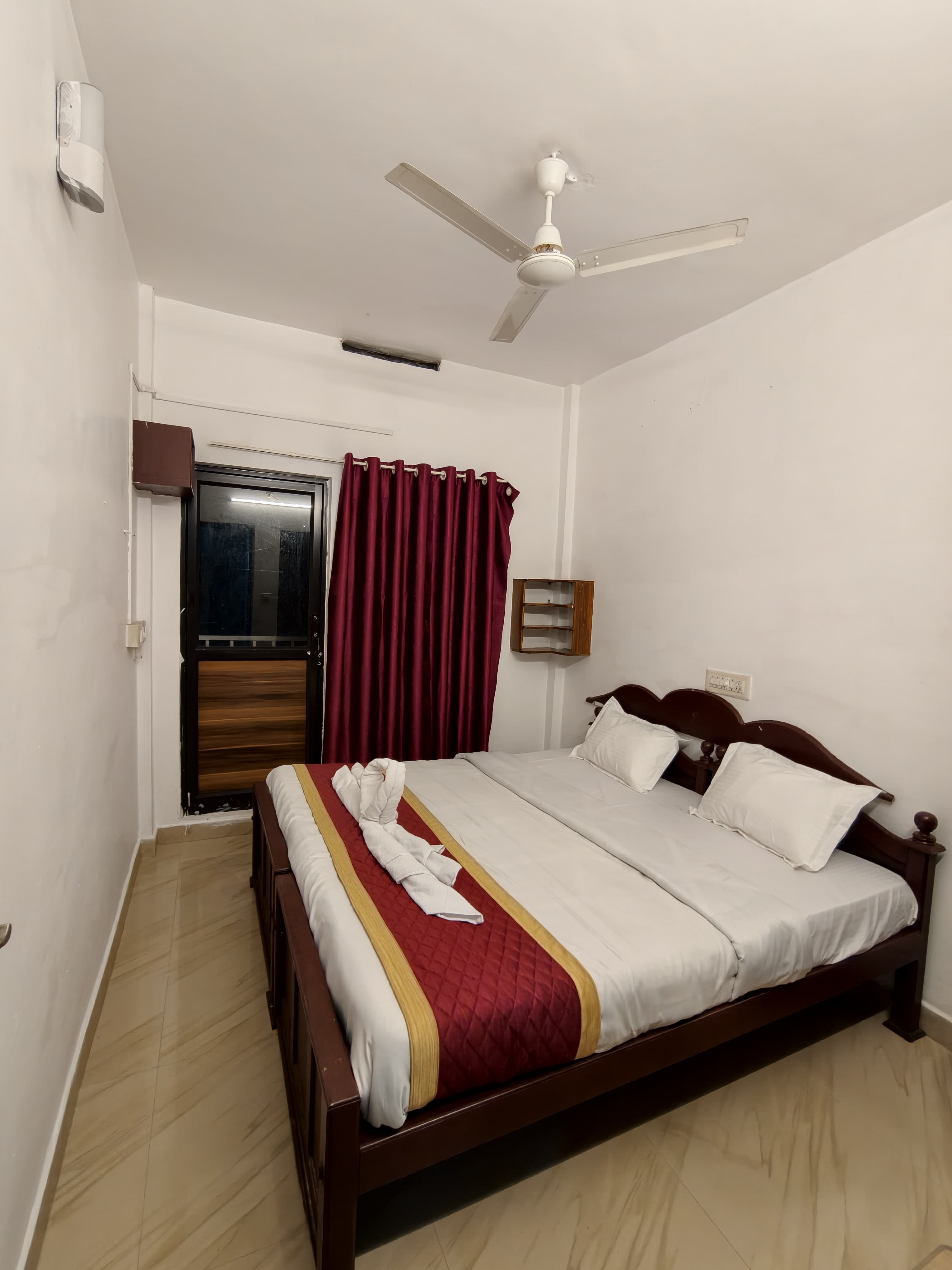 The Kenstar home stay - Tap to explore photos