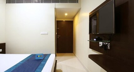 Hotel Anandam Room Type - Deluxe Room