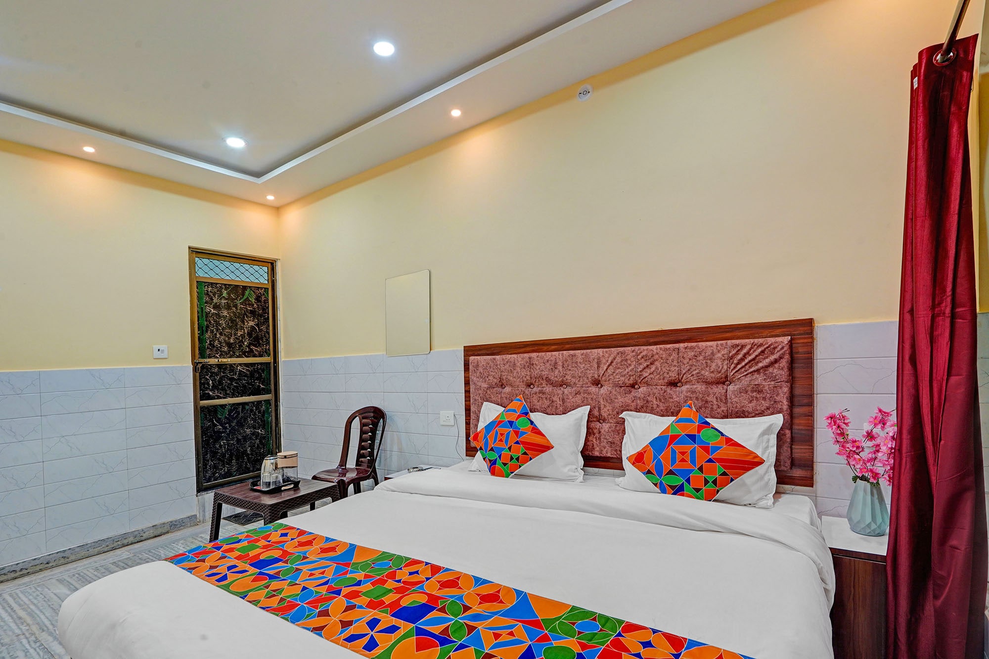 Via Shree Gopal Inn - Tap to explore photos