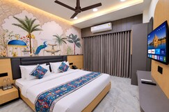 Matrushree Hotels - Near Shree Dwarkadhish Temple
