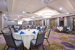 Holiday Inn Harrisburg East