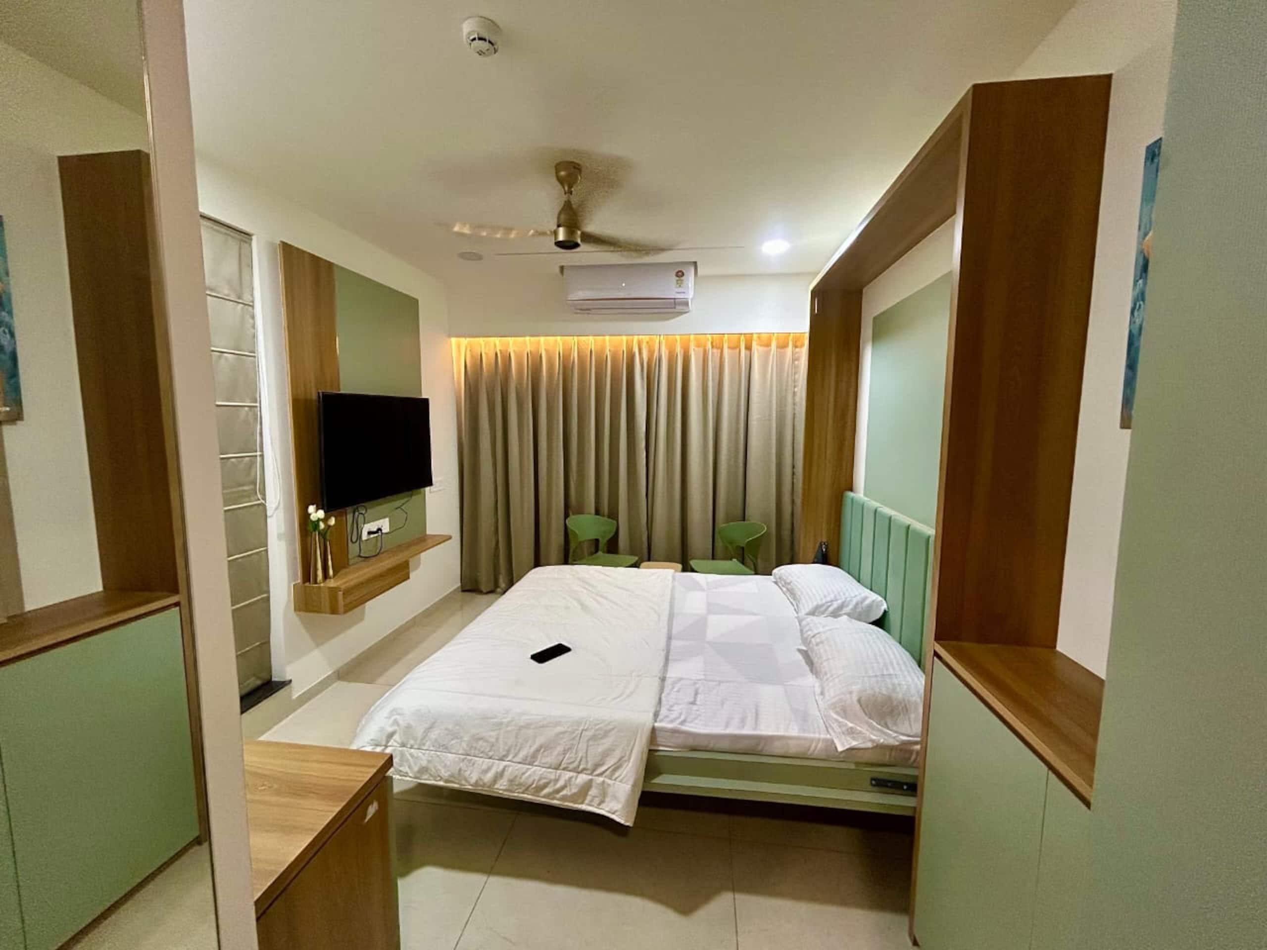 Sparsh A Luxury Experience - Tap to explore photos