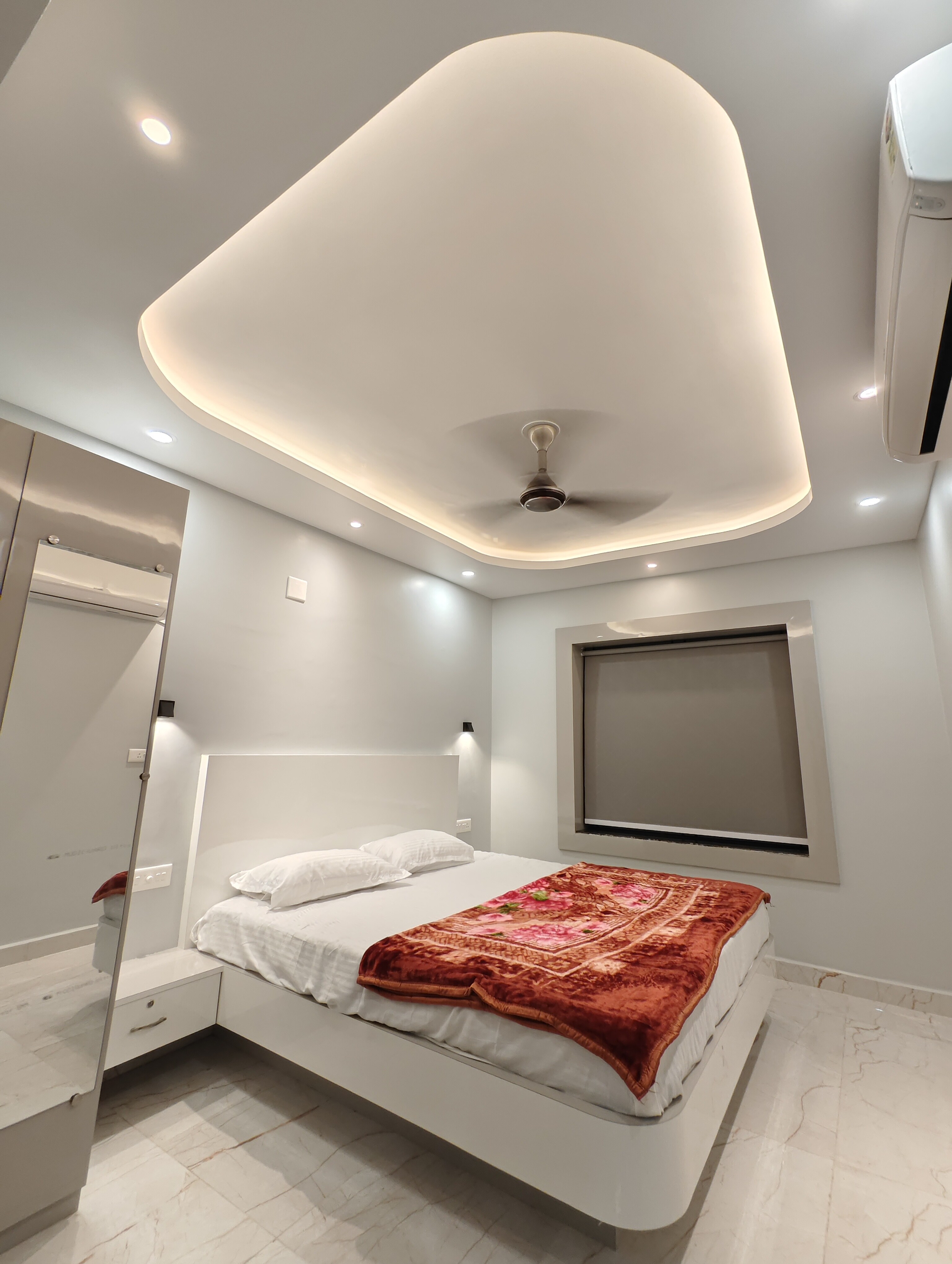 Posh Entire 1BHK Near Sea Beach - Tap to explore photos