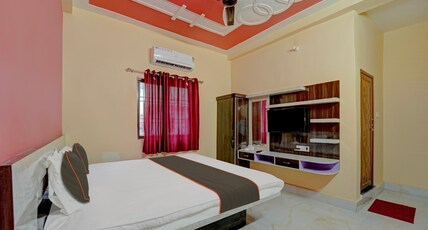 OYO 817482 Siddhi Vinayak Hotel & Banquets Room Type - Classic