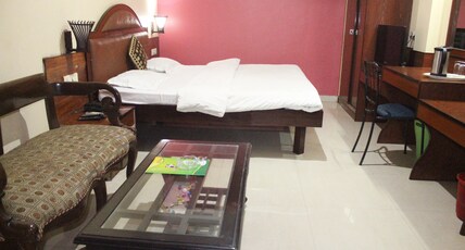Hotel Green Park Room Type - Super Deluxe AC