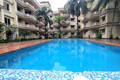 Seacoast Retreat Lovely 2 BHK Condo With Pool Near The Beach