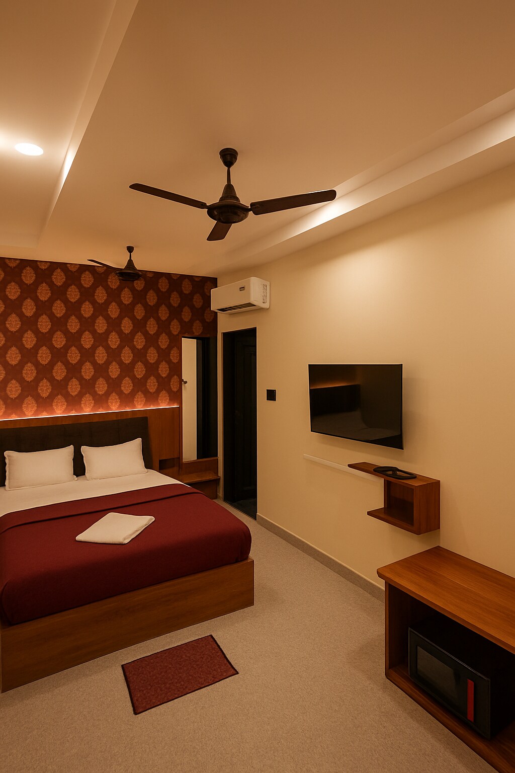 Hotel Mahalaxmi - Tap to explore photos