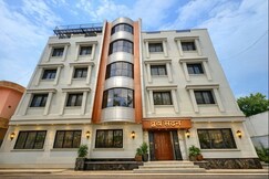 'The Sky Comfort Hotel Brahm Sambandh